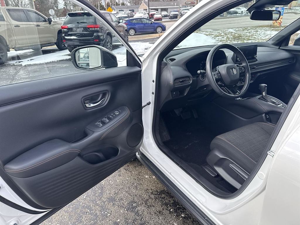 Thumbnail: 2023 Honda HR-V - 16