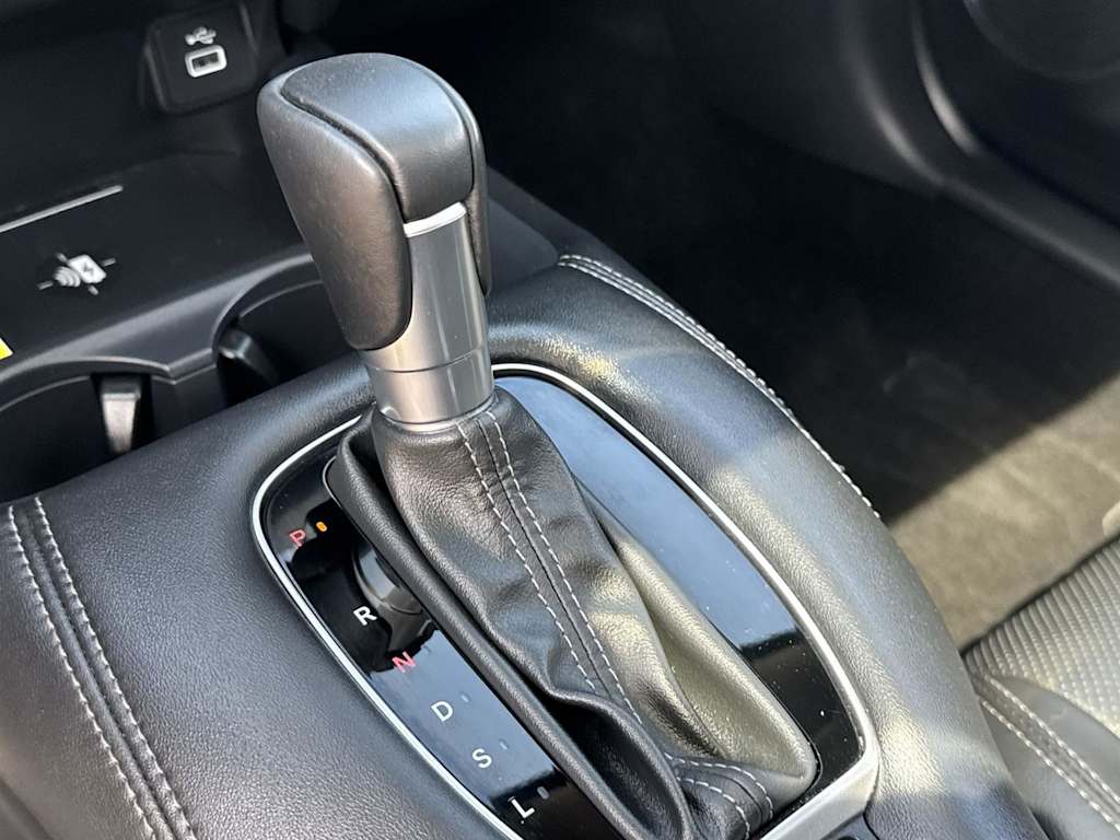 2025 Honda HR-V EX-L 13