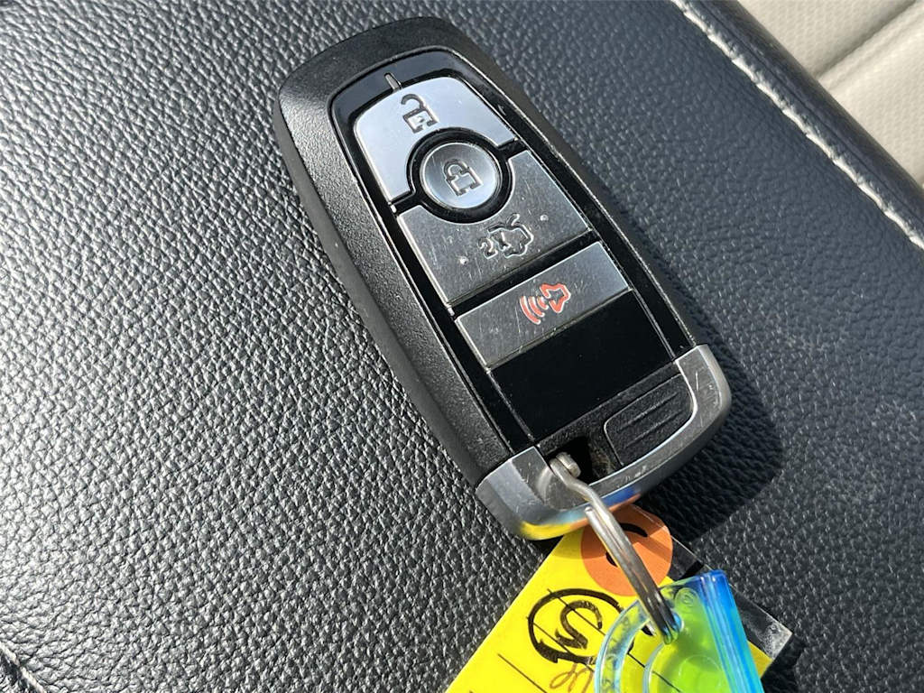 Thumbnail: 2018 Ford Fusion - 17