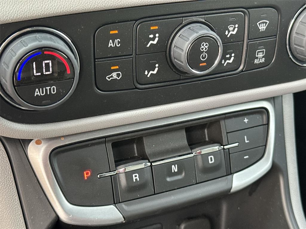 Thumbnail: 2023 GMC Terrain - 30