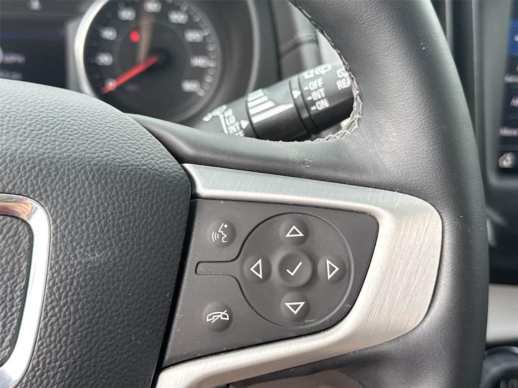 Thumbnail: 2023 GMC Terrain - 25