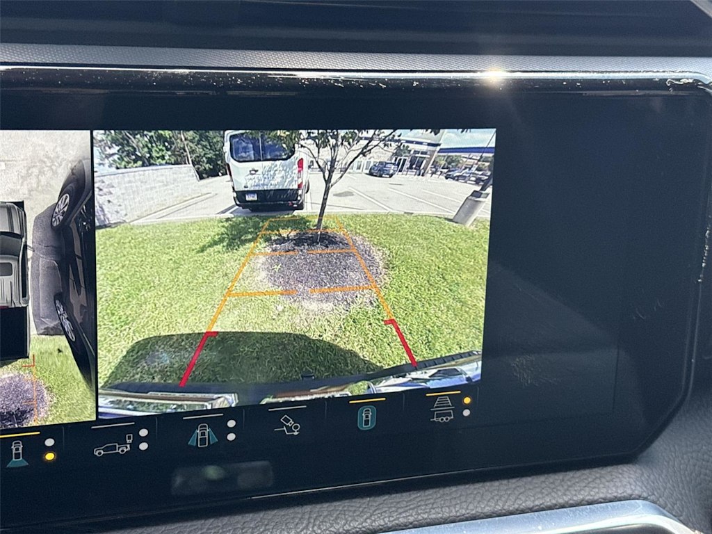 Thumbnail: 2022 GMC Sierra 1500 - 15