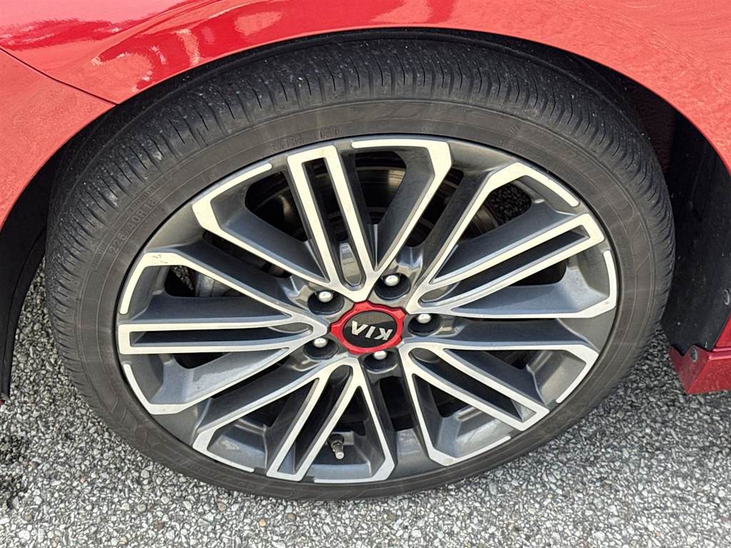 2021 Kia Forte GT 8