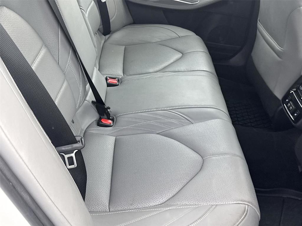 Thumbnail: 2019 Toyota Avalon - 20