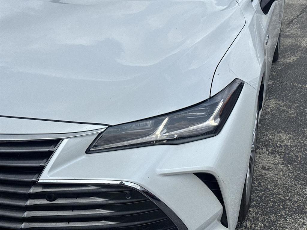 Thumbnail: 2019 Toyota Avalon - 17
