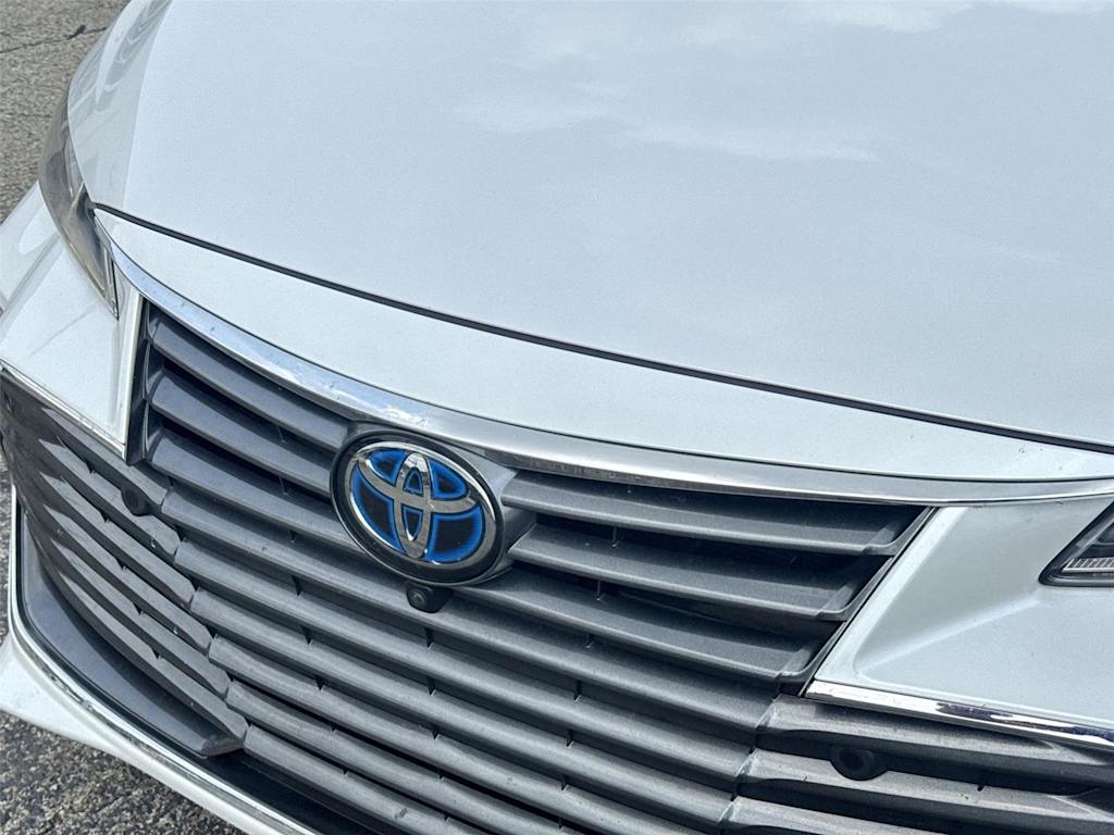 Thumbnail: 2019 Toyota Avalon - 18