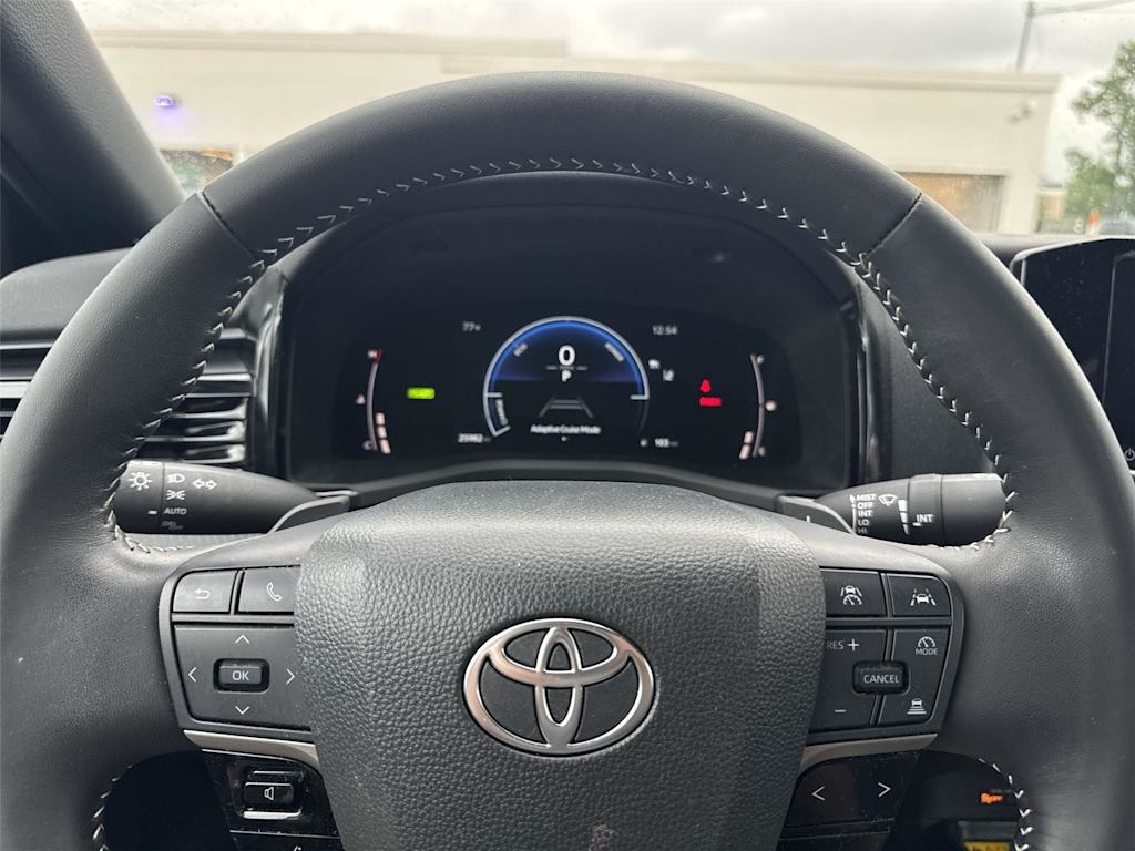Thumbnail: 2025 Toyota Camry - 22