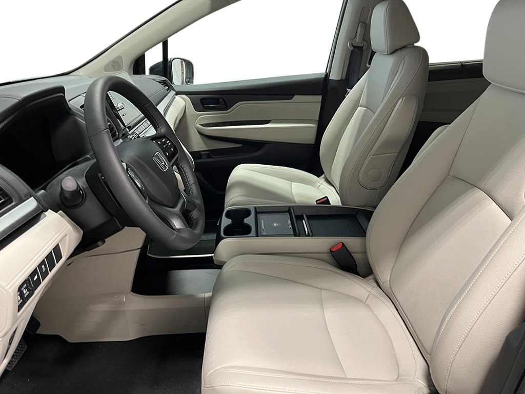 Thumbnail: 2026 Honda Odyssey - 10