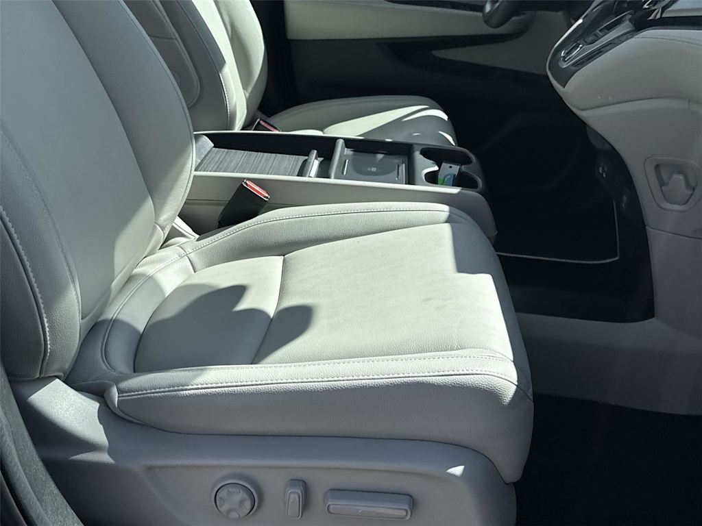 Thumbnail: 2026 Honda Odyssey - 12