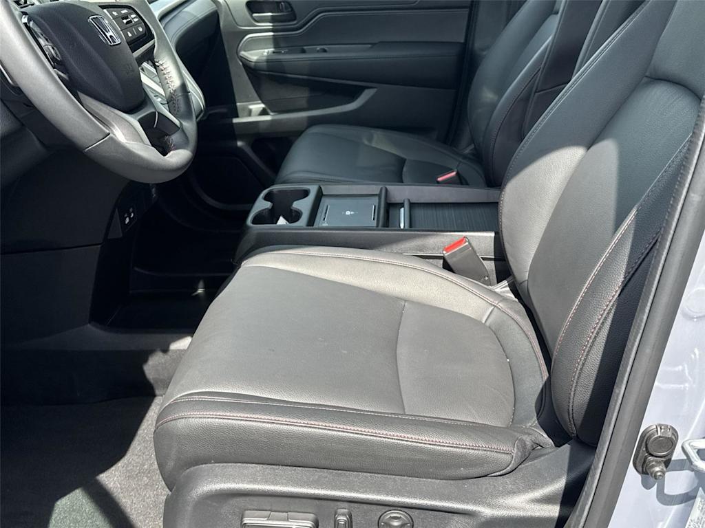Thumbnail: 2026 Honda Odyssey - 7