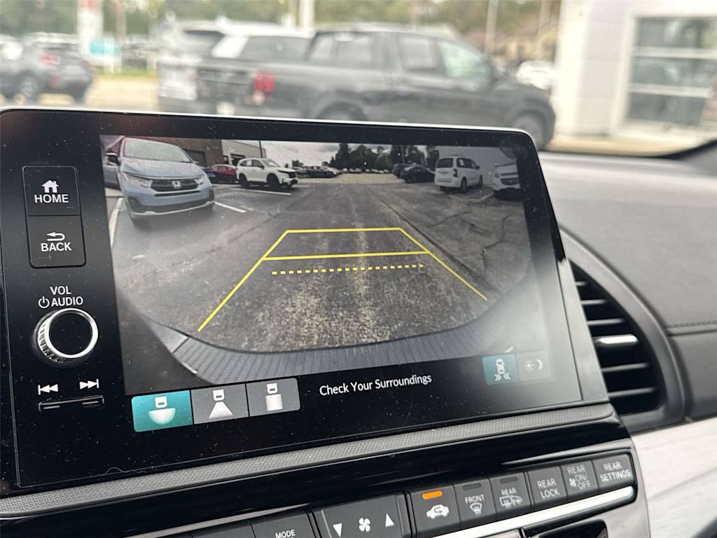 Thumbnail: 2026 Honda Odyssey - 7