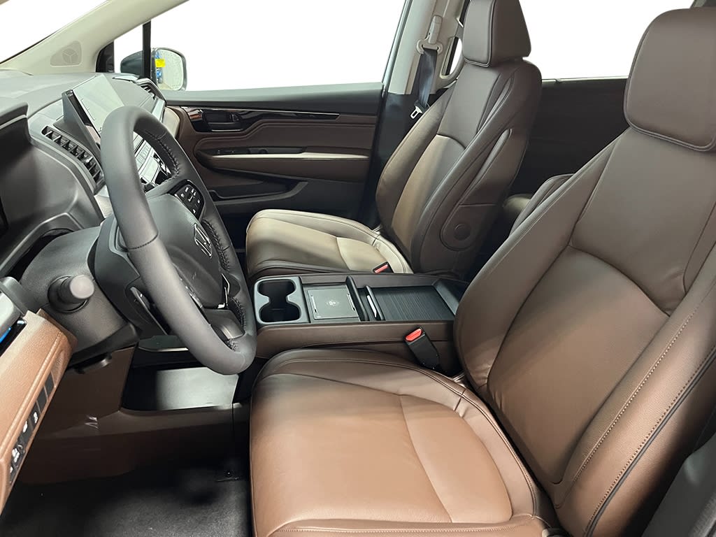 Thumbnail: 2026 Honda Odyssey - 10