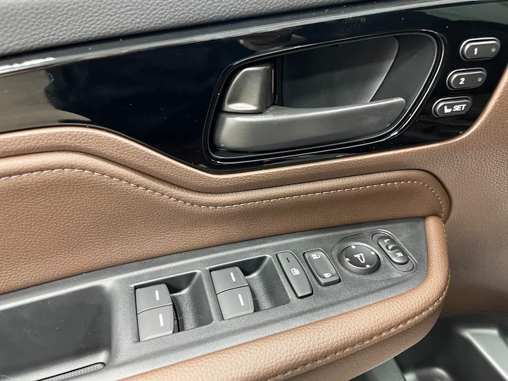 Thumbnail: 2026 Honda Odyssey - 20