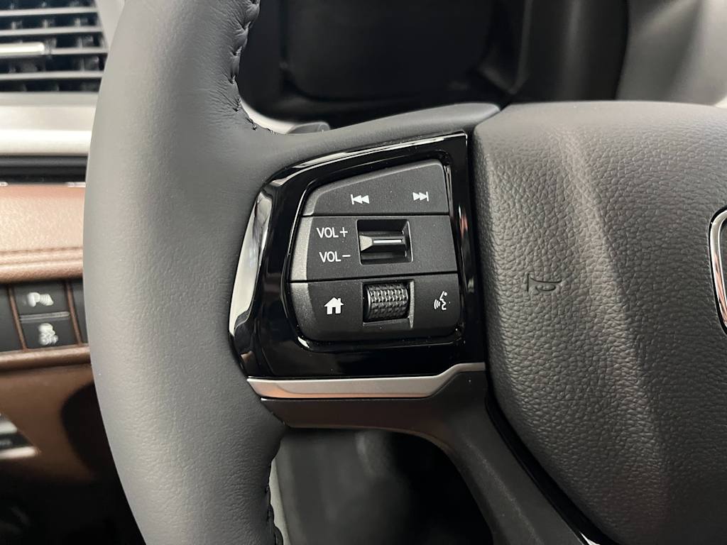 Thumbnail: 2026 Honda Odyssey - 21