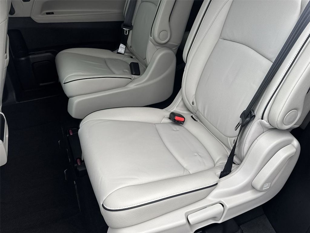 Thumbnail: 2026 Honda Odyssey - 20