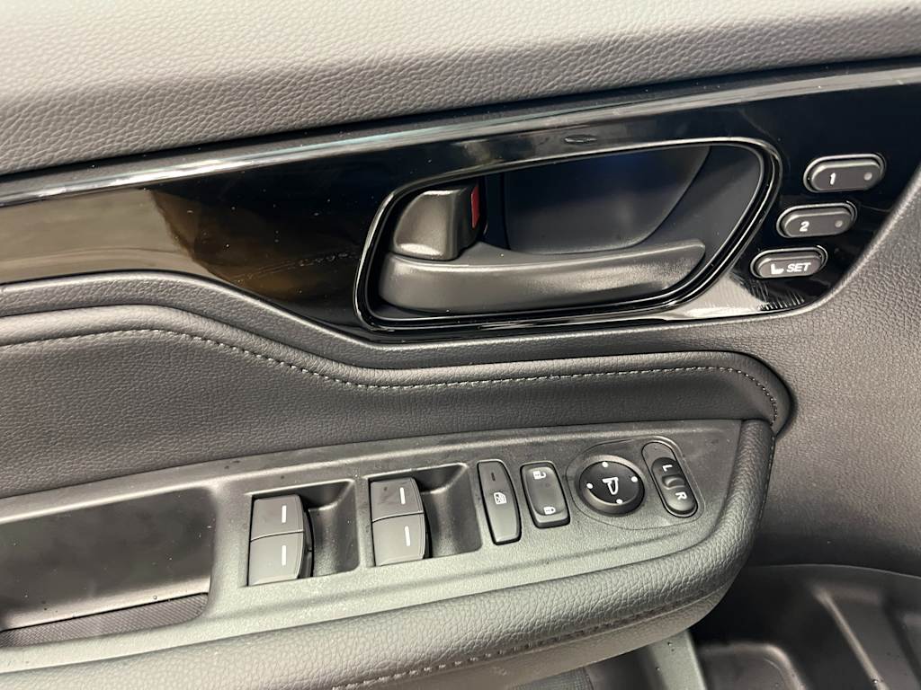 Thumbnail: 2026 Honda Odyssey - 21