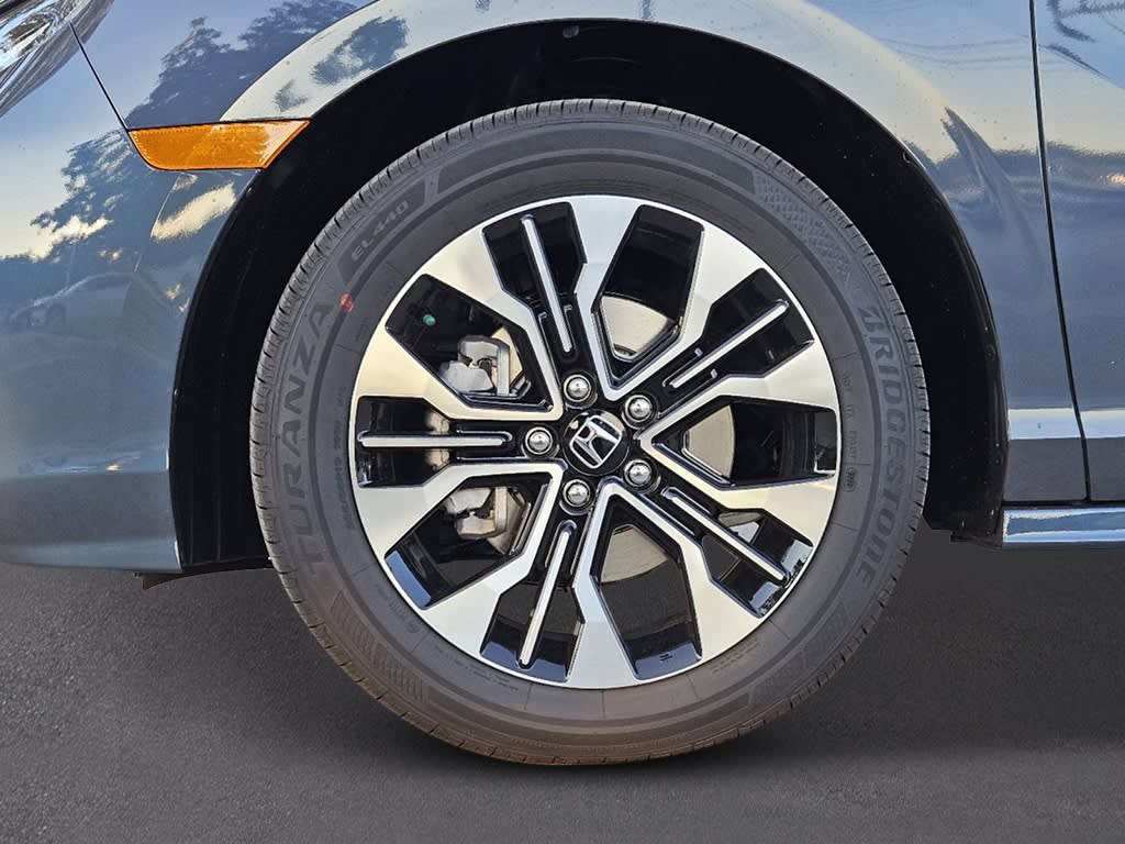 Thumbnail: 2026 Honda Odyssey - 4