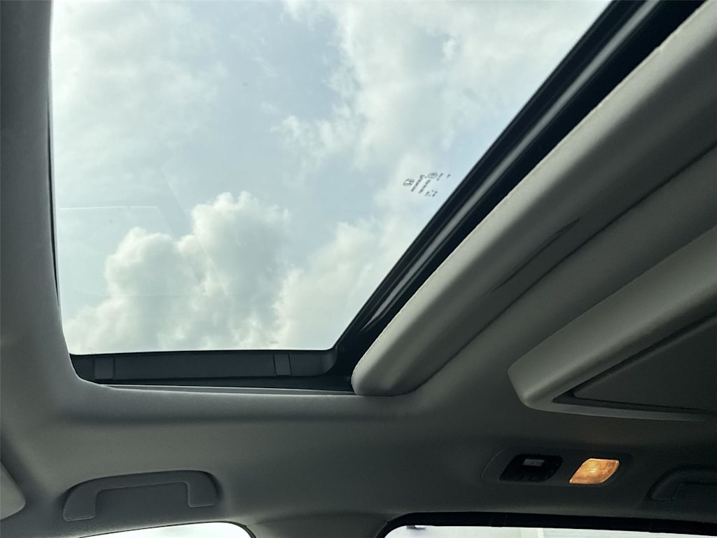 Thumbnail: 2026 Honda Odyssey - 20