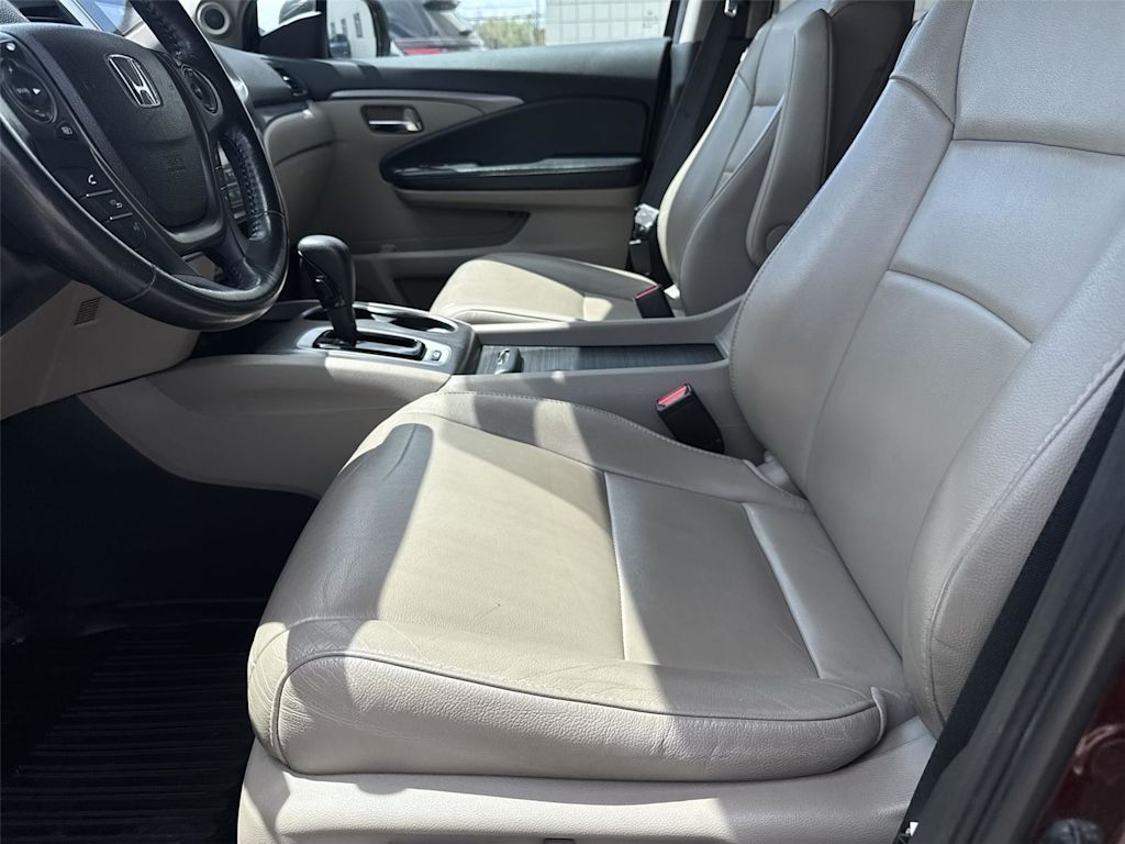 Thumbnail: 2018 Honda Pilot - 8