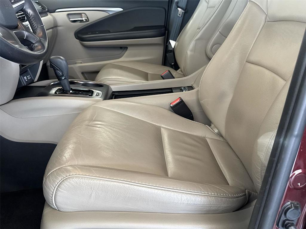 Thumbnail: 2020 Honda Pilot - 8