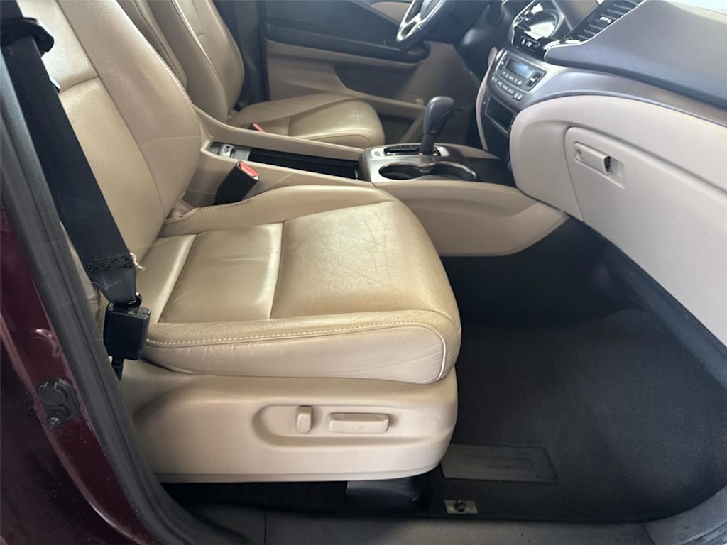 Thumbnail: 2020 Honda Pilot - 22