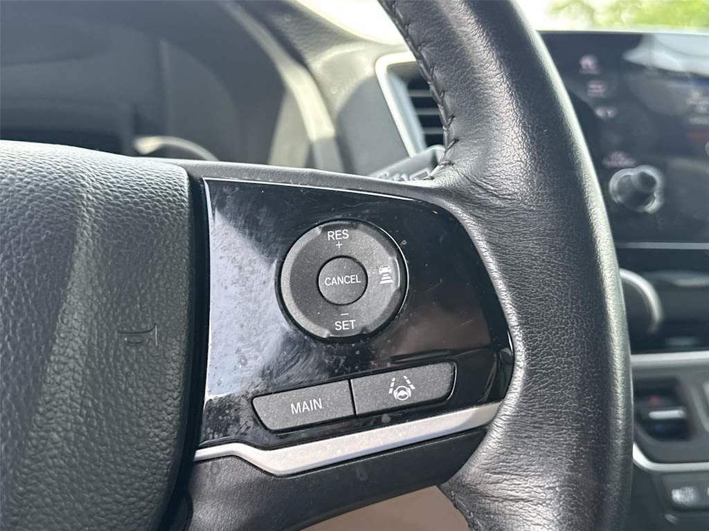 Thumbnail: 2019 Honda Pilot - 22