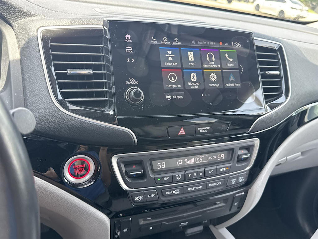 Thumbnail: 2019 Honda Pilot - 10