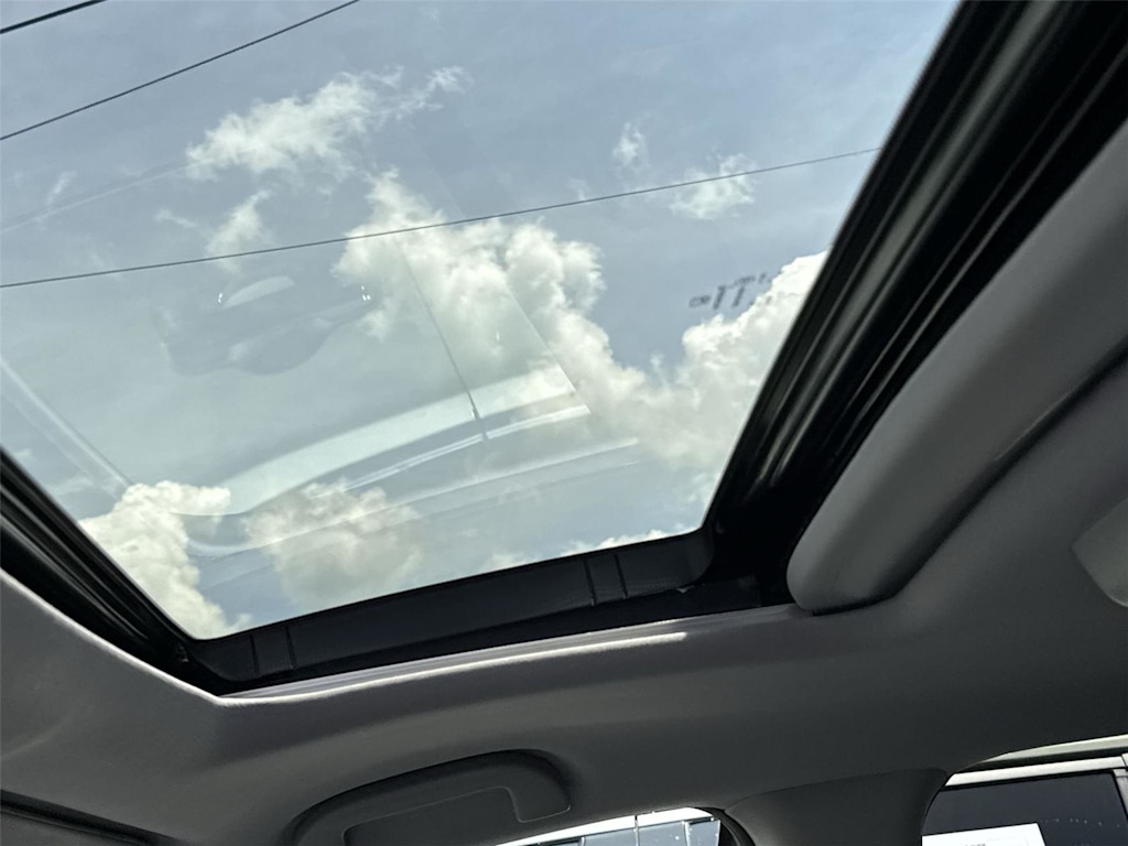 Thumbnail: 2019 Honda Pilot - 19