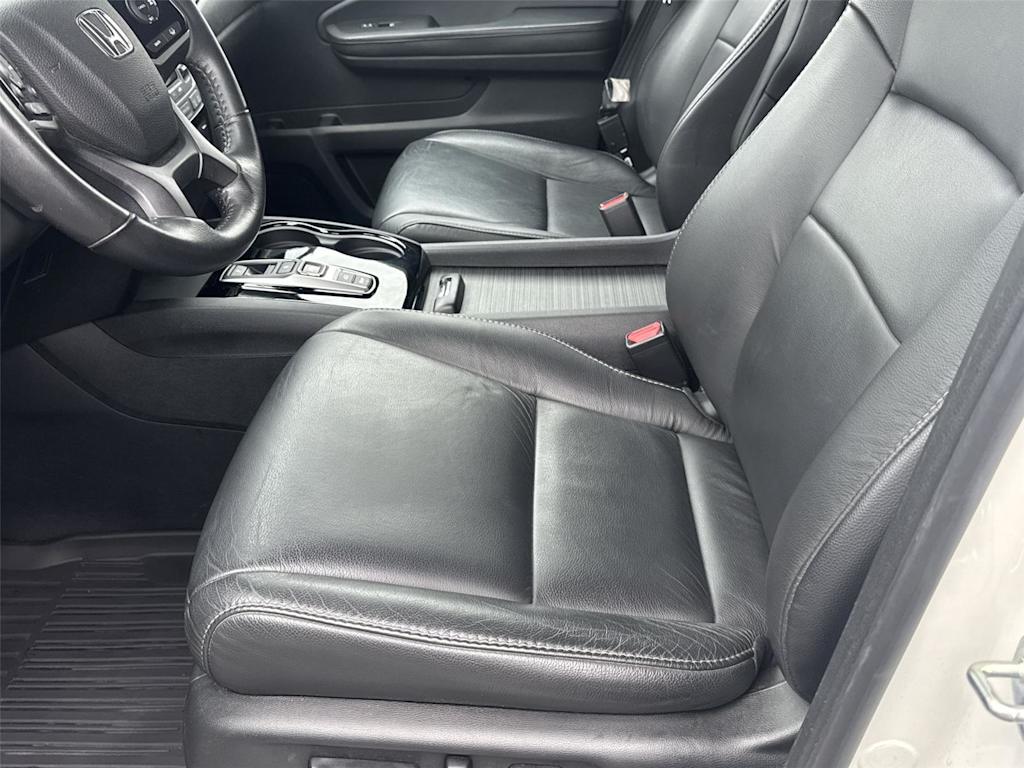 Thumbnail: 2019 Honda Pilot - 8