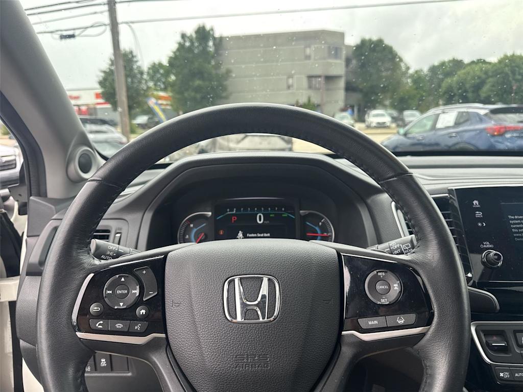 Thumbnail: 2019 Honda Pilot - 2