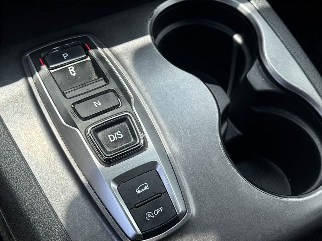 Thumbnail: 2020 Honda Passport - 11