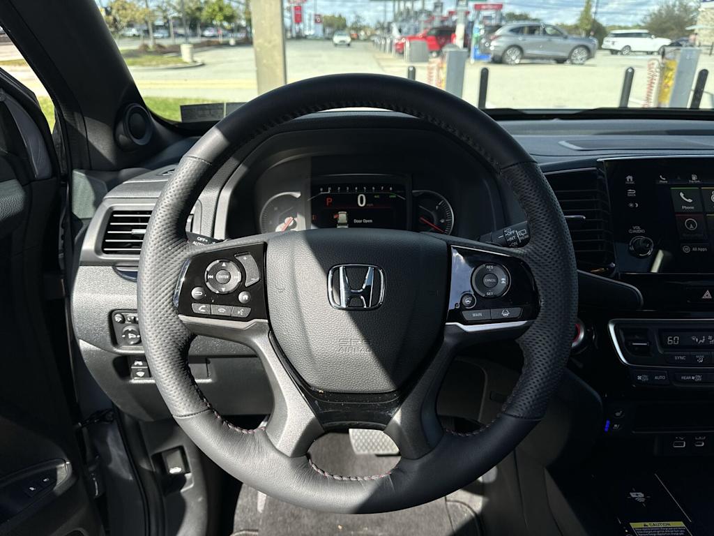 2024 Honda Passport Black Edition 2