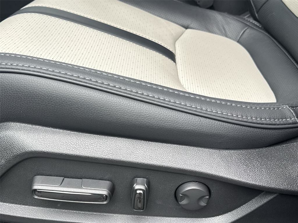 Thumbnail: 2026 Honda Passport - 20