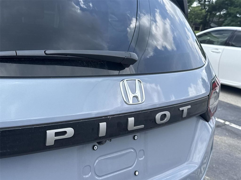 Thumbnail: 2026 Honda Pilot - 18