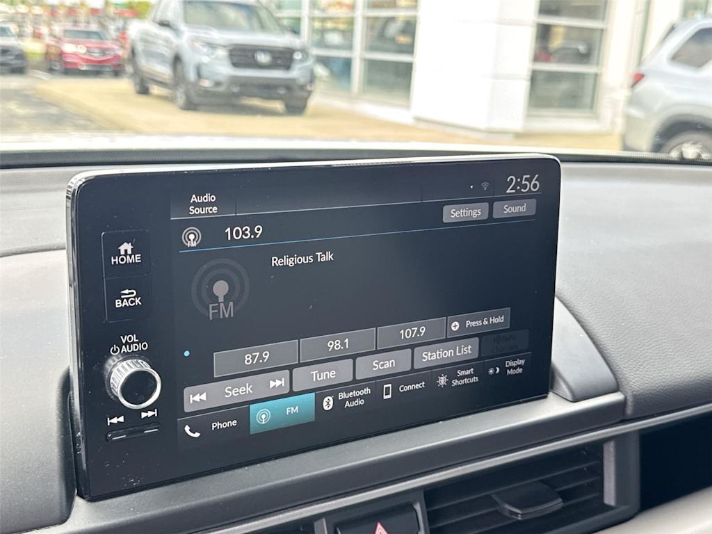 Thumbnail: 2023 Honda Pilot - 26