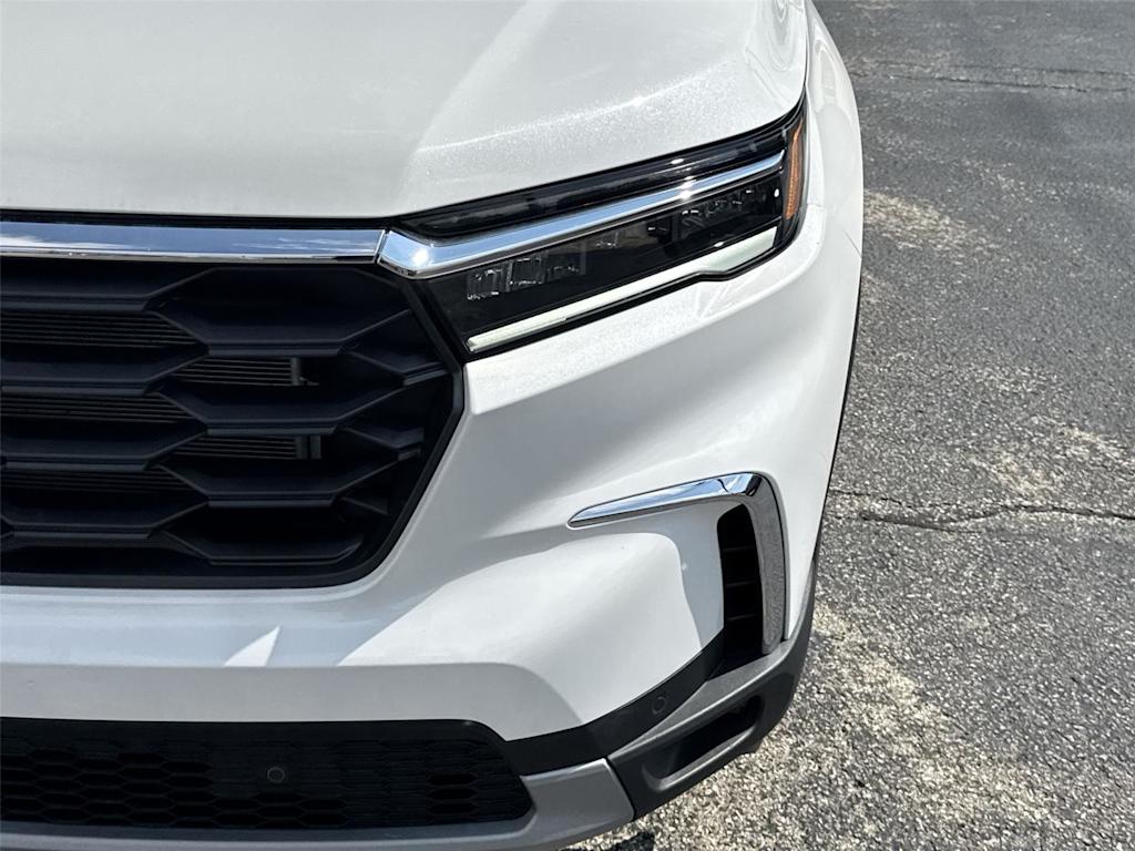 Thumbnail: 2023 Honda Pilot - 19