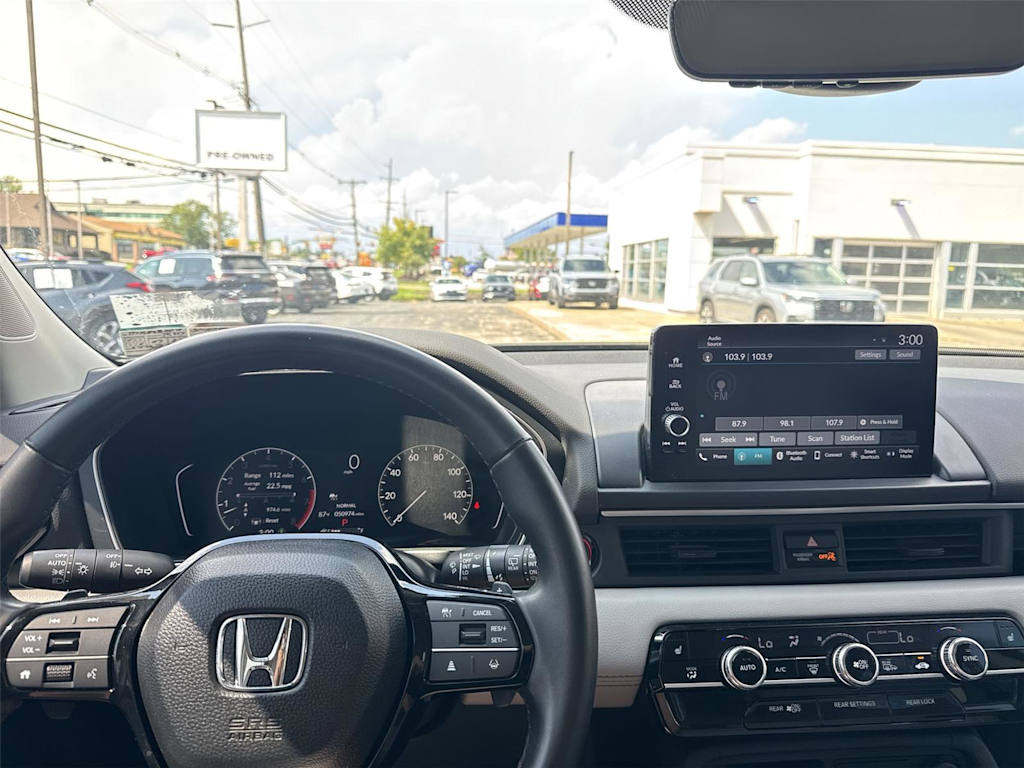 Thumbnail: 2023 Honda Pilot - 2