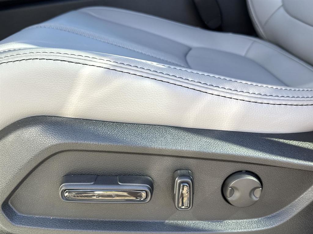 Thumbnail: 2025 Honda Pilot - 20