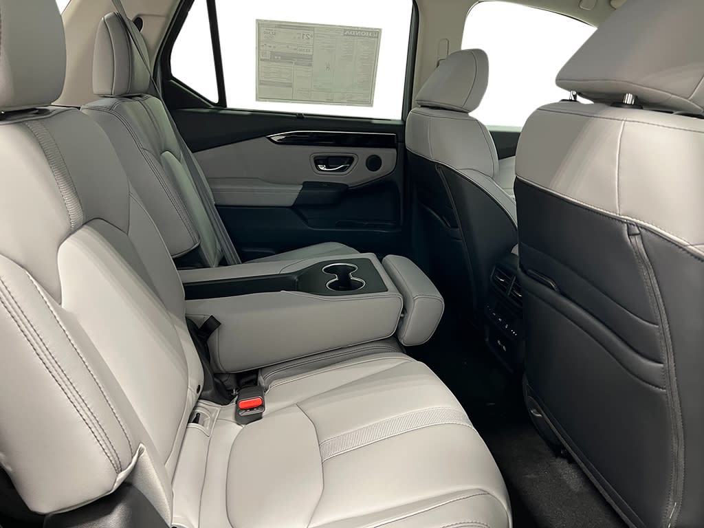 Thumbnail: 2025 Honda Pilot - 37