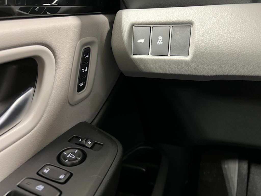 Thumbnail: 2025 Honda Pilot - 24