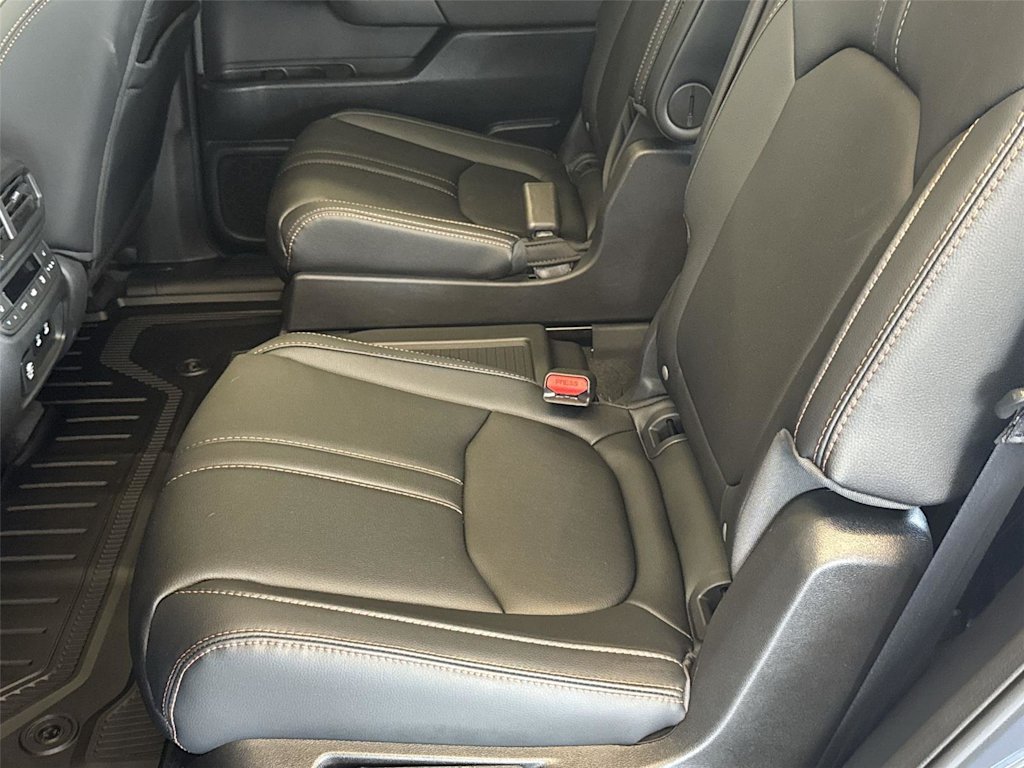 Thumbnail: 2026 Honda Pilot - 9