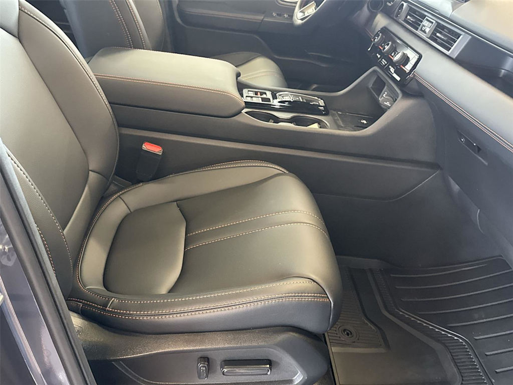 Thumbnail: 2026 Honda Pilot - 8