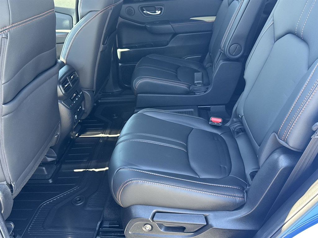 Thumbnail: 2025 Honda Pilot - 10