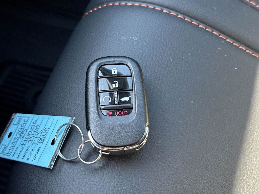 Thumbnail: 2025 Honda Pilot - 15