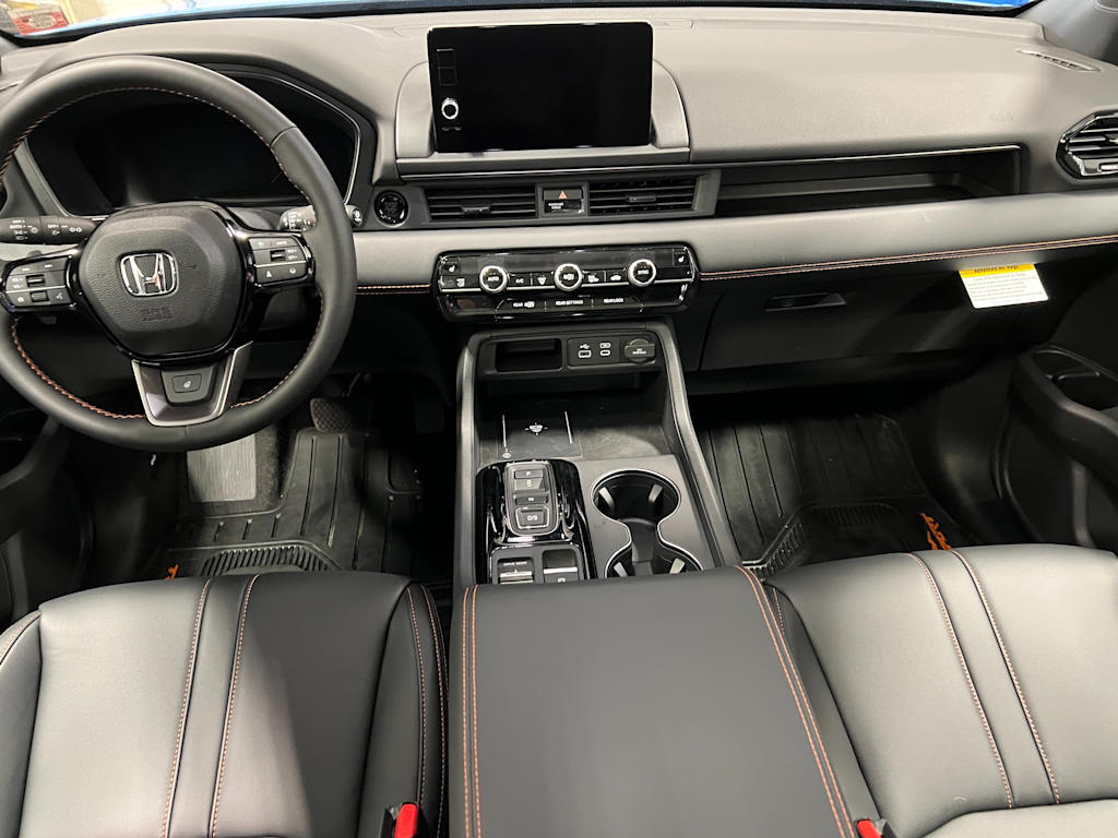 Thumbnail: 2025 Honda Pilot - 9