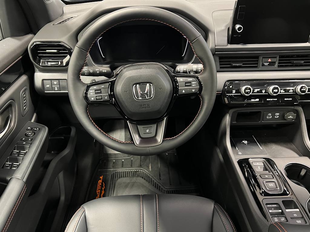 Thumbnail: 2025 Honda Pilot - 2