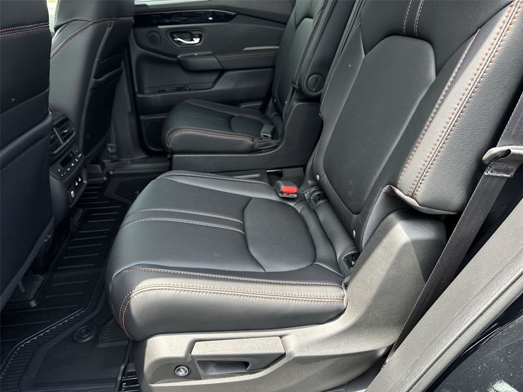 Thumbnail: 2026 Honda Pilot - 11