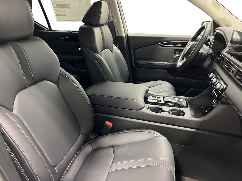 Thumbnail: 2025 Honda Pilot - 12