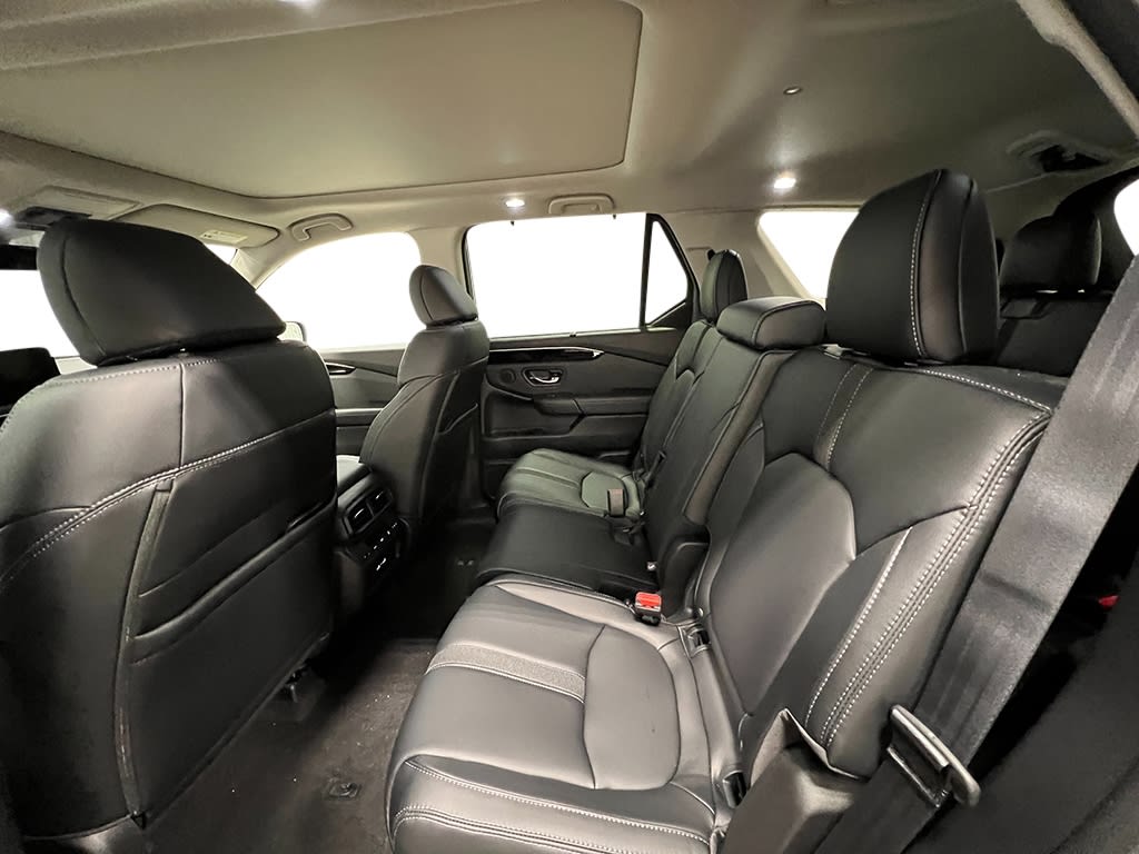 Thumbnail: 2025 Honda Pilot - 32