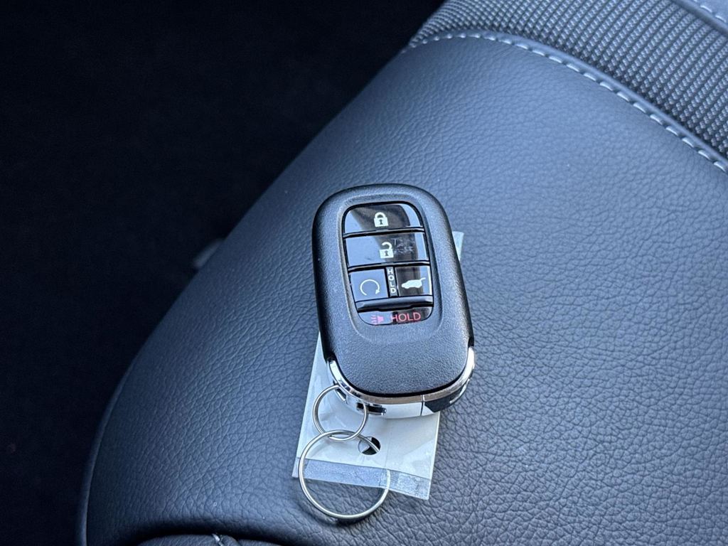 Thumbnail: 2025 Honda Pilot - 15